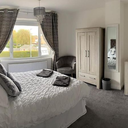 Modern 4 Bedroom House In Weymouth Sunny Corner Экстерьер фото