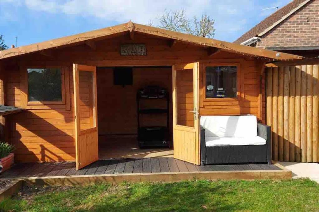 Modern 4 Bedroom House In Weymouth Sunny Corner Экстерьер фото