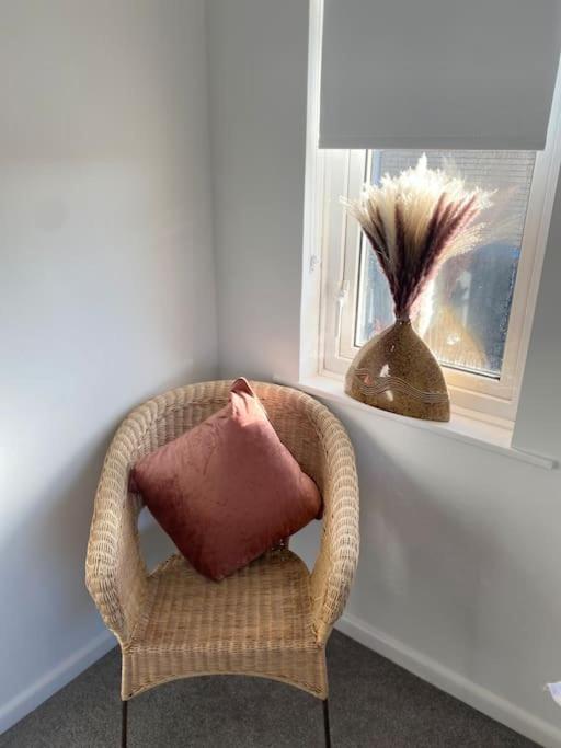 Modern 4 Bedroom House In Weymouth Sunny Corner Экстерьер фото